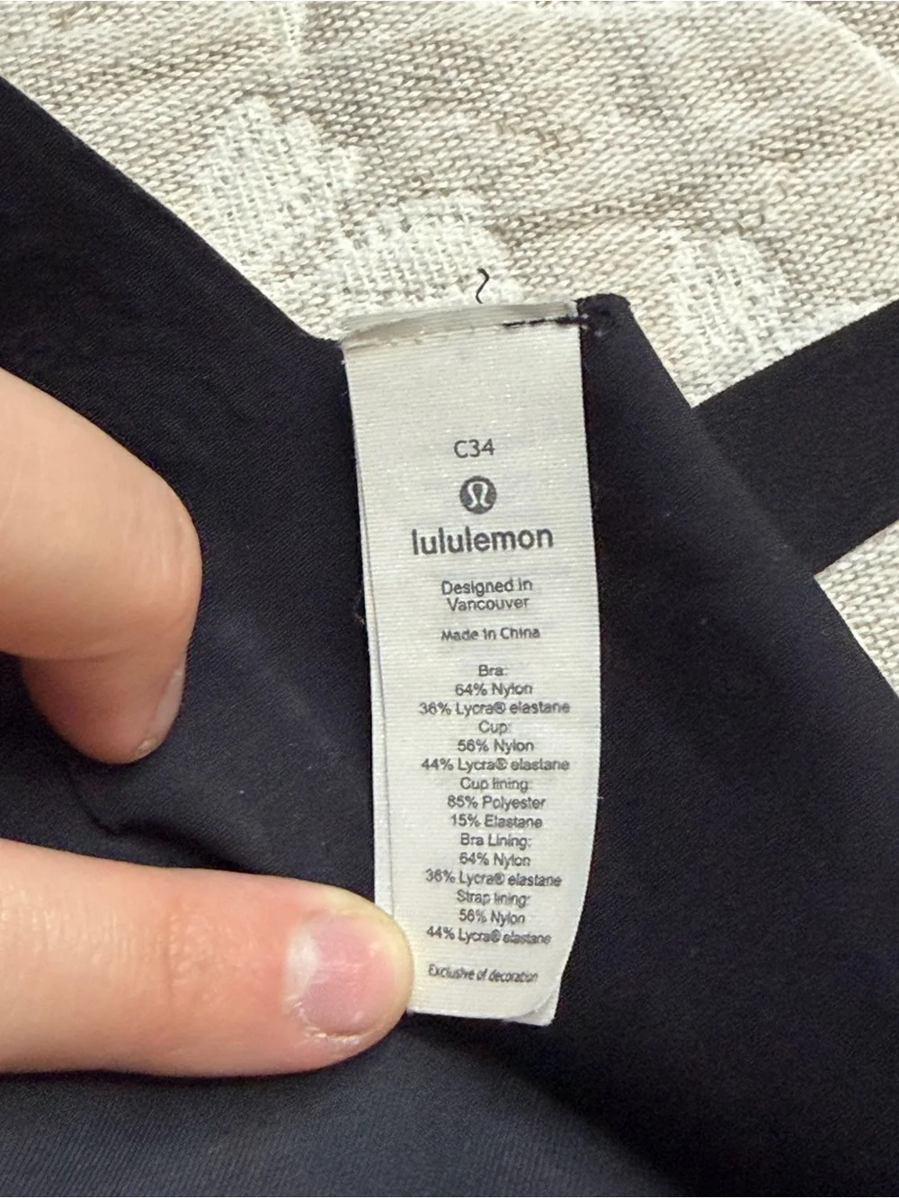 Lululemon Women's Black Sports Bra C34 - Supportive Athletic Activewear